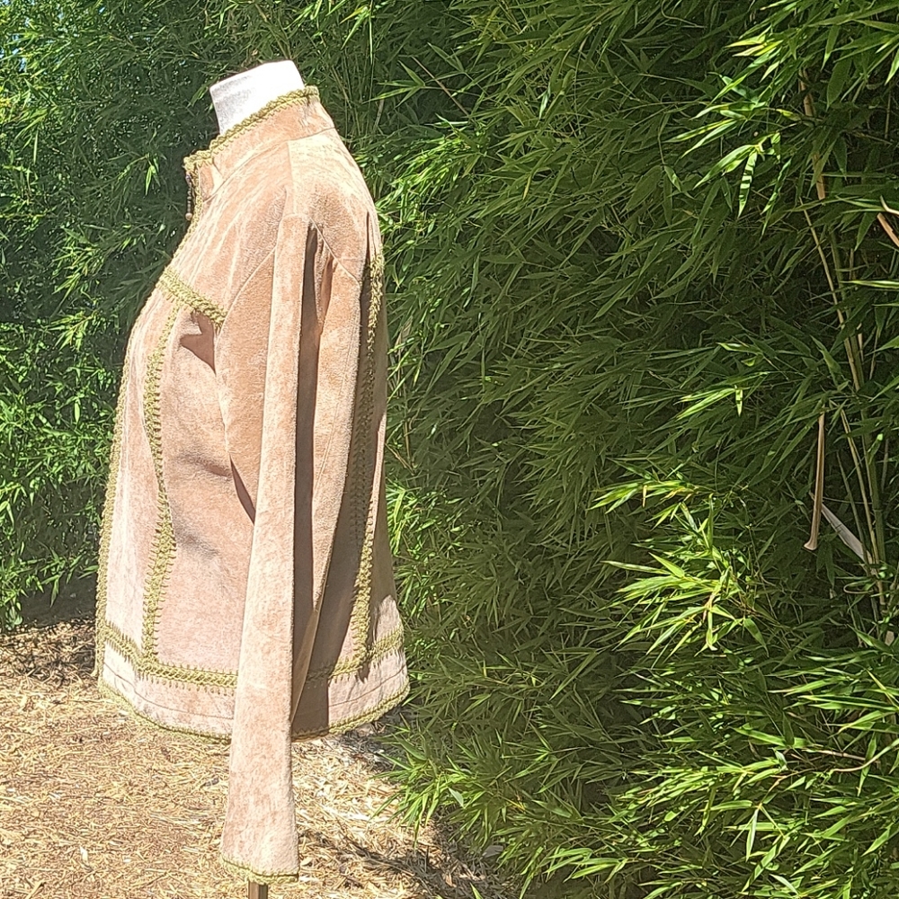Cabela's jacket - Picture 5 of 8